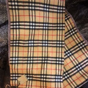 Burberry scarf